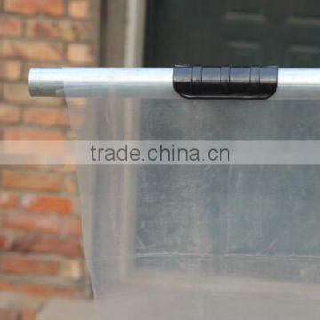 Plastic clamp for greenhouse