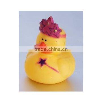 PVC crowned queen duck eco-friendly floating bath baby duck