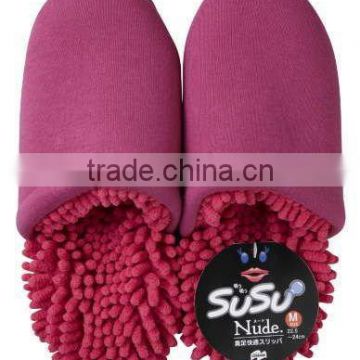 Superabsorbent slippers from Japan