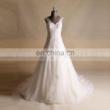 Elegant V-Neck A-line Bridal Dress Lace Applique Beads Bottom Tulle