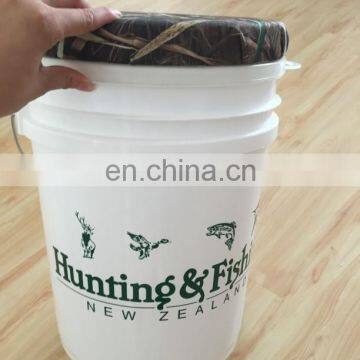 Hunting Seat Bucket With Swivel Seat photo-2