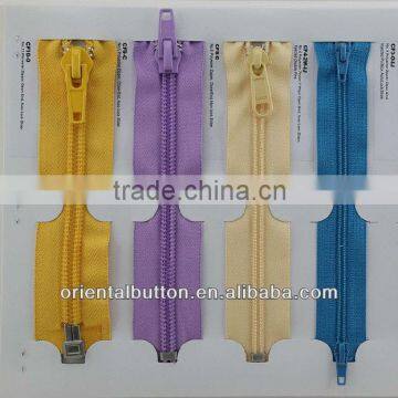 New arrival fasion style dyeable plastic zipper for bags