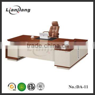 Top selling Dubai executive office table design