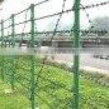 fencing barbed wire