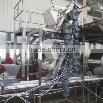 Fully-automatic compound sugar bars/snickers forming line