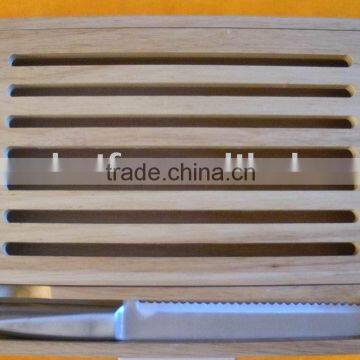 Bread Knife & Wooden Bread Box