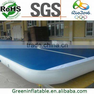 Cheerleading inflatable air tumble track