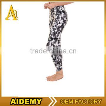Popular Yoga Wear Women's Sportswear Athletic Apparel Manufacturers Wholesale Yoga Pants photo-2