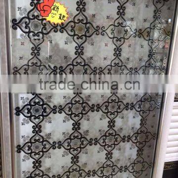 Professional Supplier Chinese Art Glass photo-3