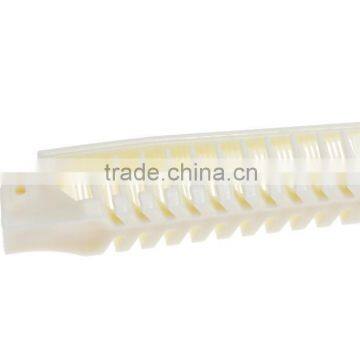 Hot Selling Hotel Plastic Foldable Comb photo-3