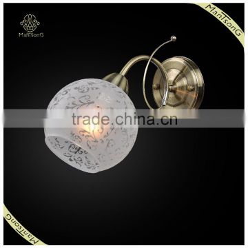 Hot Sale Cheap Price Glass Ball Shape Wall Light Indoor Decor Wall Lamp, Iron Base Wall Lamp