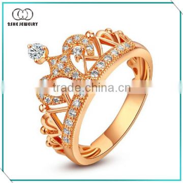 Girls trendy royal crown ring