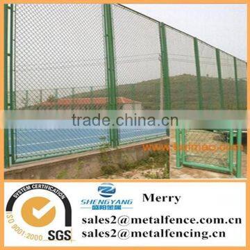 Hot Dipped Galvanized or Pvc Coated Chain Link Rhombus Fence(ISO9001:2000) photo-6