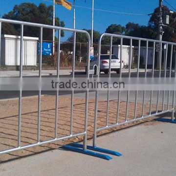 Wholsale Metal Galvanized or Powder coated metal barrier modularcrowd control barrier