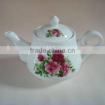 porcelain tea pot