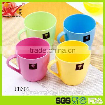 Wholesale fashional style plastic food grade material tumbler cups