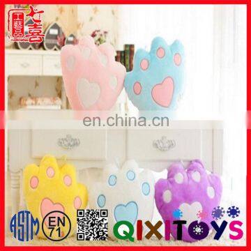 Super Soft Plush Stuffed Animal Paw Shaped Toy/ High Quality Super Plush Pillows/bear Emoji Plush Pillow