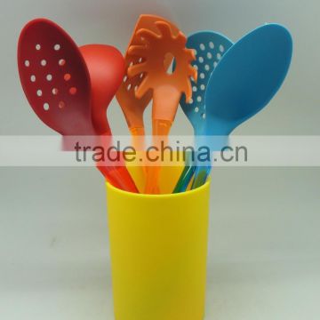 NYLON 7PCS KITCHEN TOOL SET