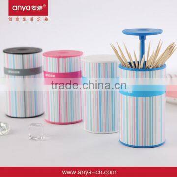 D554 Very fashionable Style Restaurant Decorating Supplies House Ware Indian Supplies Plastic Automatic Toothpick Holder