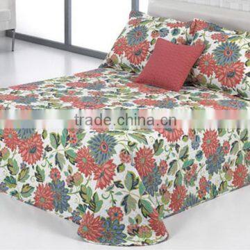 2016New design quilts pujiang printed quilts bedding sets quilts for home use