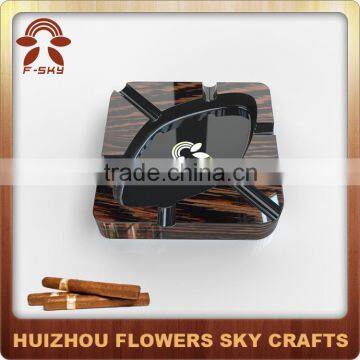 Glossy Finish Square Wooden Cigar Ashtray