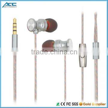 Low Price Metal Stereo in Ear Earphone Wired Headphone With Mic photo-5
