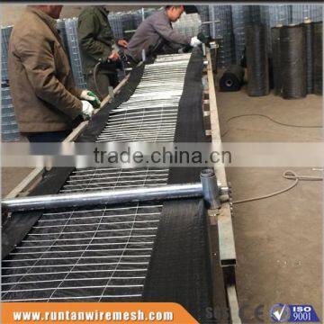 Woven black landscape fabric welded wire back and PP landscape fabric silt fence assembly (UV Resistance)