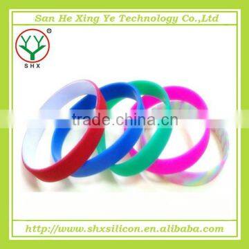 Trendy and delicate design bracelet for promotional gift