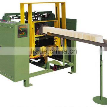 Automatic Foam Shoulder Pad Cutting Machine