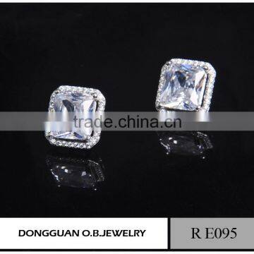 Small quantity order zircon earring fashion fancy stud earring