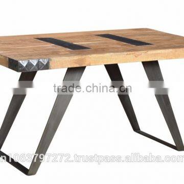 Small Dinin g Table With Mango Wood Top and Iron Metal Base