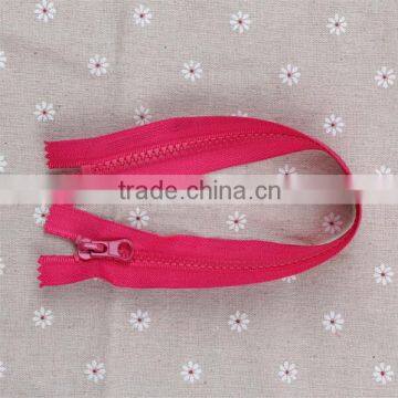 Fashion High Quality Plastic Zipper in Shenzhen photo-5