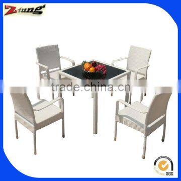 ZT-1105CT Aluminum PE rattan fast food table and chair