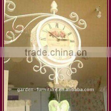 Wall clock decor