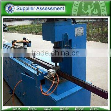 Automatic round pipe punching machine