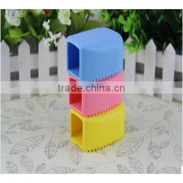 CY177 Silicone Mini Washing Brush Clothes Cleaning Brush Household Clothes Washboard photo-5