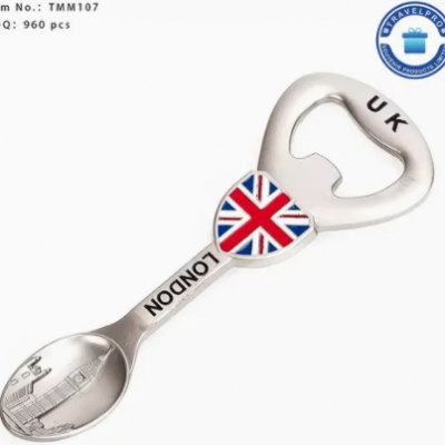 Custom High Quality Paris Logo with Spoon Styling Design Souvenir Zinc Alloy Beer Bottle Opener with Magnet