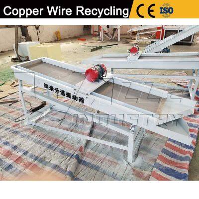 Kupferdraht-Recyclingmaschine     Industriemaschine zum Entfernen von elektrischen Dr?hten, Kupferkabel-Plastikseparator, Brech- und Recyclinggranulator
