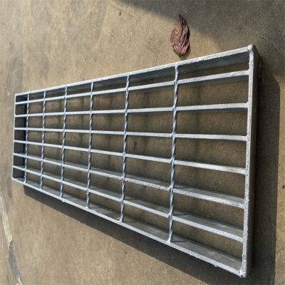Steel Grating Drainage Cover for Road, Park and Municipal Engineering photo-5