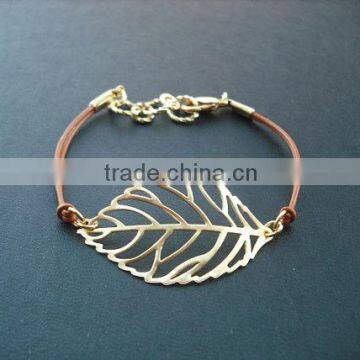 Pretty Gold Skeleton Leaf Bracelet Leather Leaf Bracelet Jewelry Set