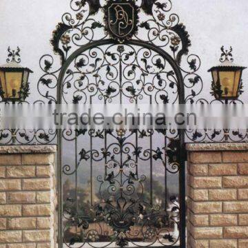 Single Design Entrance Rought Iron Gate