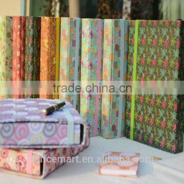 boxes with elastic band