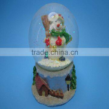 New Design Resin Snoopy Water Globe Crafts Ornaments photo-6