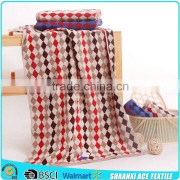 High standard international brand style jacquard woven bath towel cotton yarn-dyed brand towel                        
                                                Quality Choice