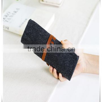 2016 New Arrival Cheap Promotion Small Wool Felt Cosmetic Bag