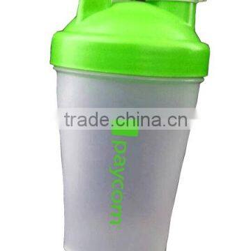2015 hot selling customized BPA FREE plastic shaker cup gym protein bottle