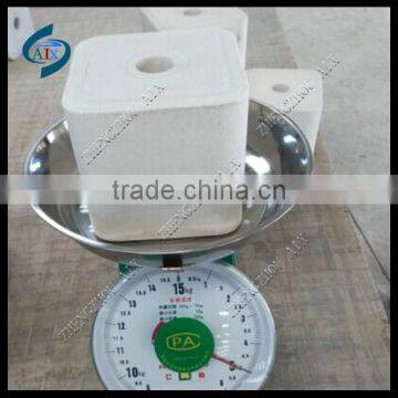 sheep salt block press machine block size can be choosed from 2kg per one to 20kg per one