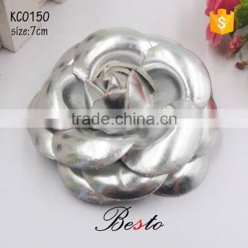 Pretty wholesale silver camellia pantent leather flower for sandal