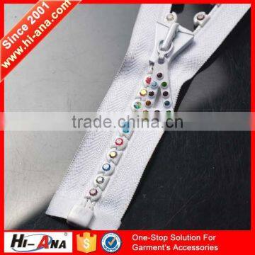 Large plastic zipper manufacturer,Rhinestone zipper head,Big teeth zipper prices