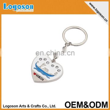 Custom embossing Venezia souvenir heart keyring metal keychain